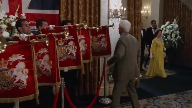 Избранные отрывки (Приколы) из фильмов с Лесли Нильсеном / Отжиги ►filmCUT