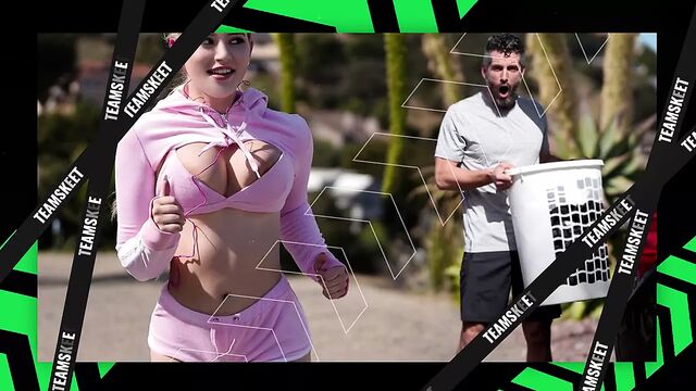Shoplyfter - кража из магазина юную шлюшку трахают перед ее мачехой в офисе службы безопасности