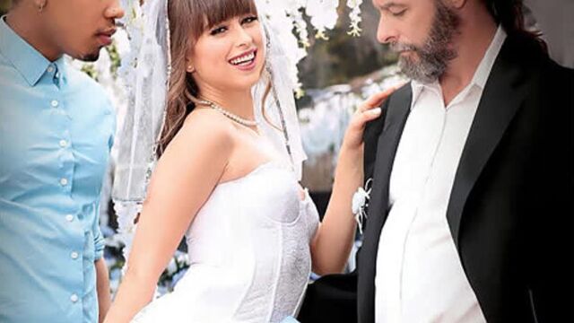 Негр трахнул жену начальника Riley Reid в первую брачную ночь, секс, ебля, минет, измена, порно [FULL HD 1080 Sex porno]